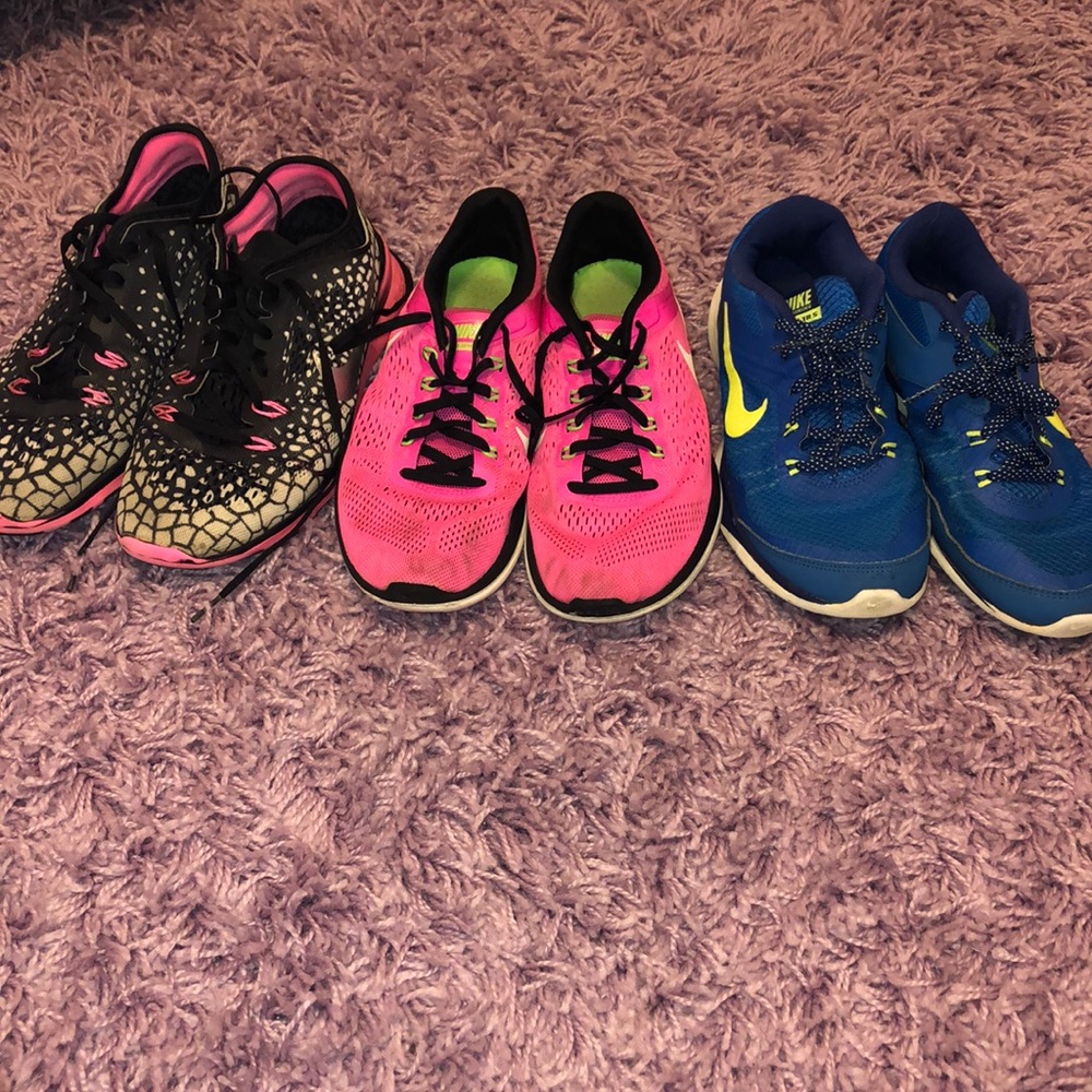Nike Tennis Shoes Lot 3 Pairs Size 8 and 8.5